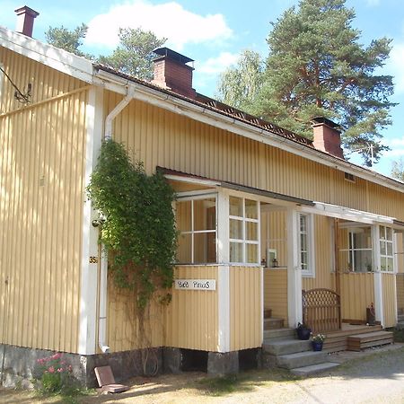 B&B Pinus Ментіхар'ю Екстер'єр фото